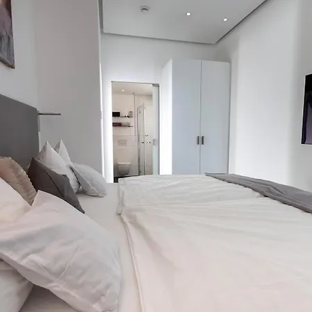 Neu Penthouse Moseltop Luxus Design Klima 2p Traben-Trarbach